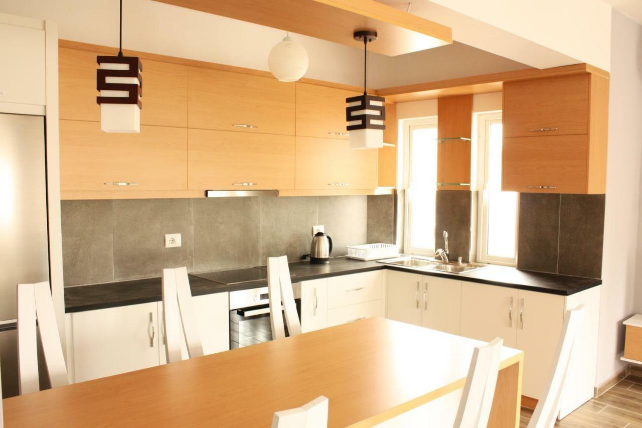 Alexandra'S Apartments Sarande Ngoại thất bức ảnh
