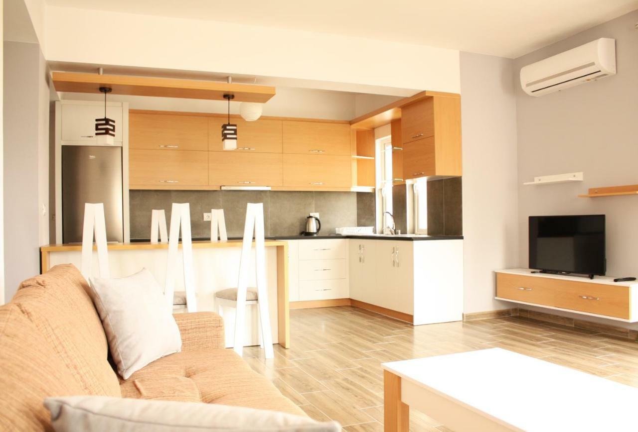 Alexandra'S Apartments Sarande Ngoại thất bức ảnh