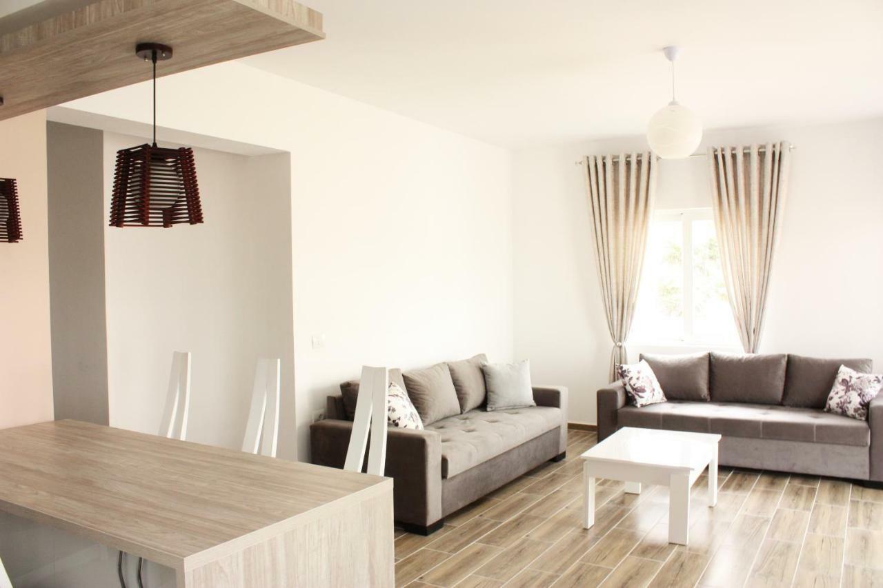 Alexandra'S Apartments Sarande Ngoại thất bức ảnh