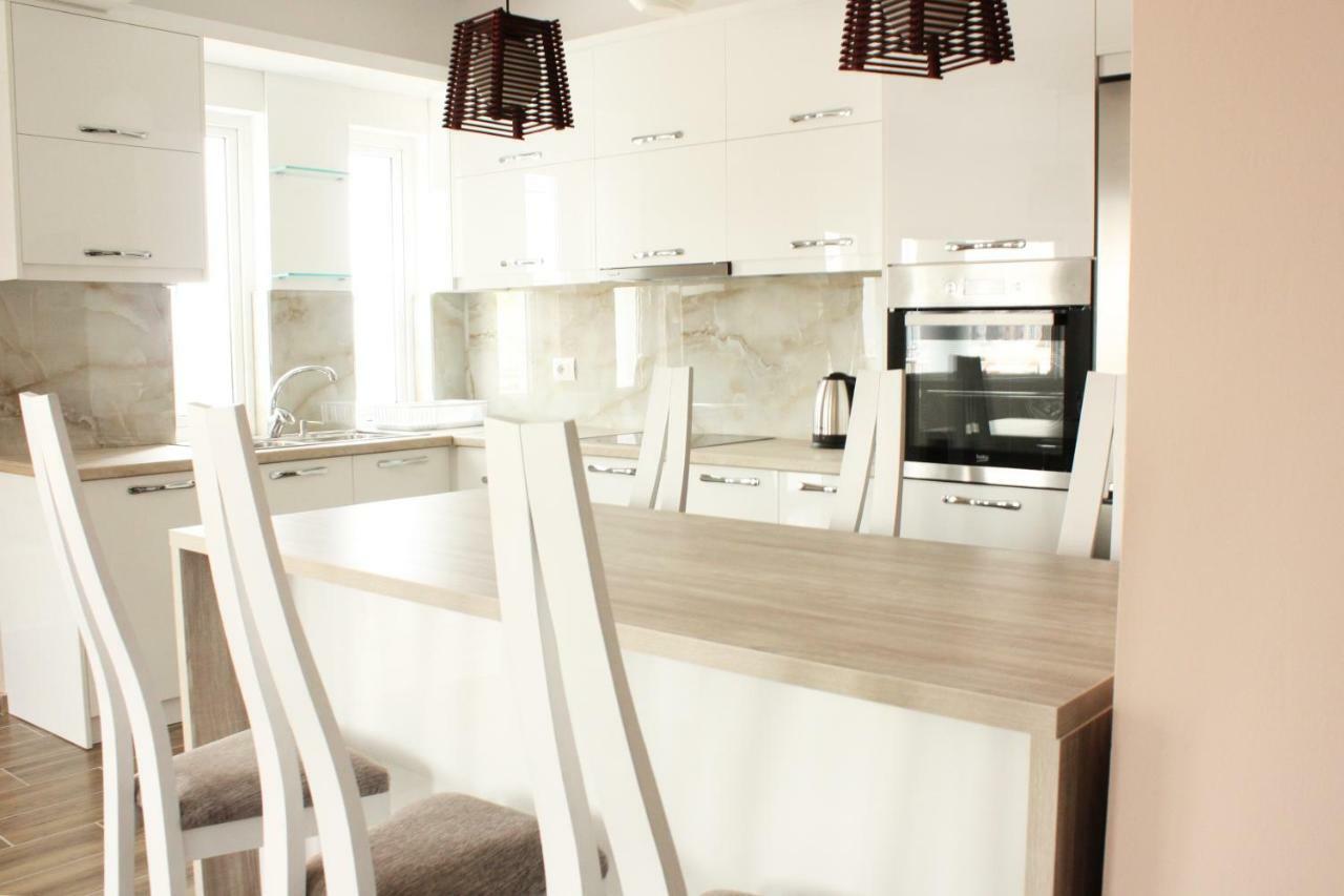 Alexandra'S Apartments Sarande Ngoại thất bức ảnh