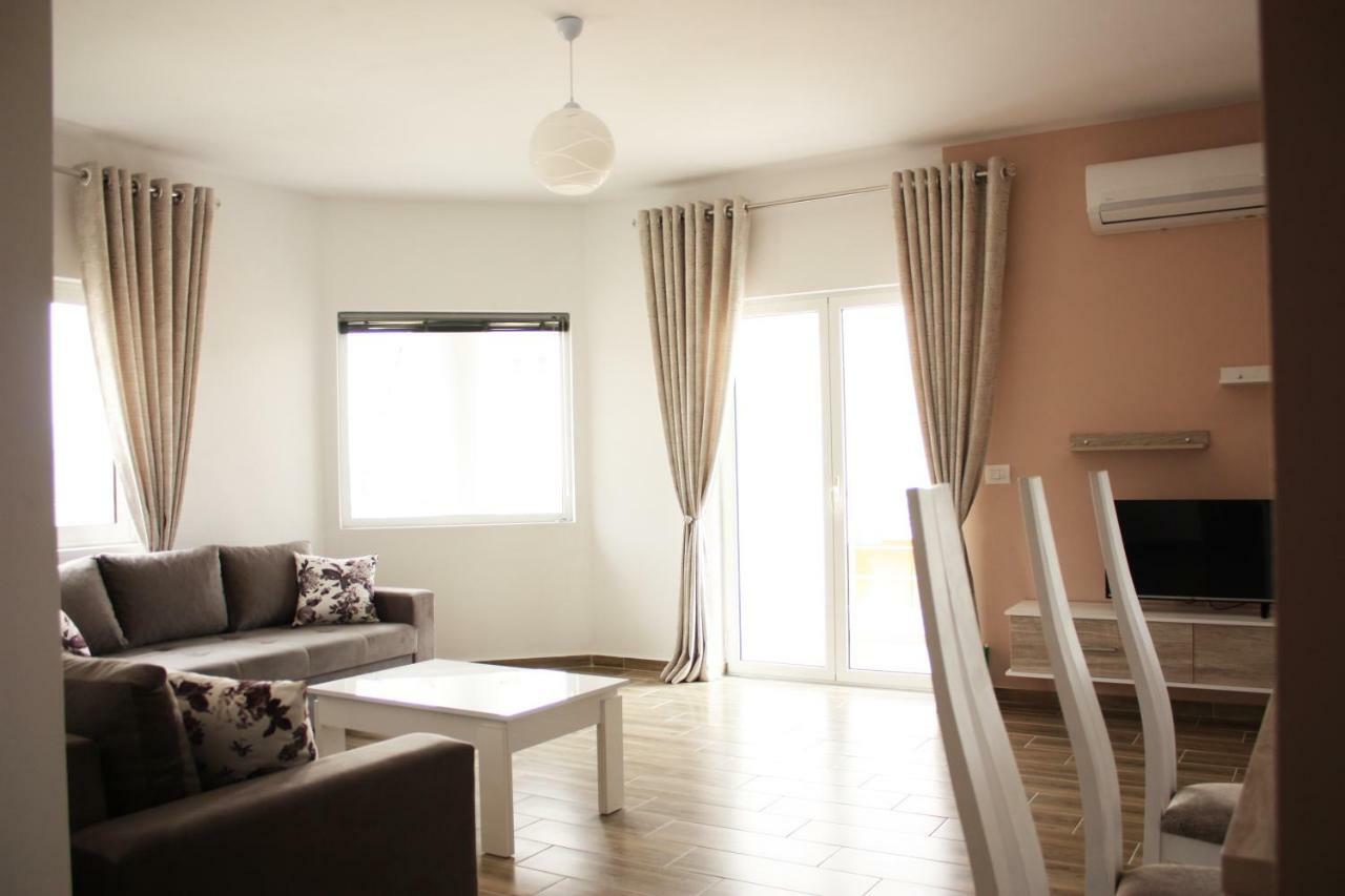 Alexandra'S Apartments Sarande Ngoại thất bức ảnh