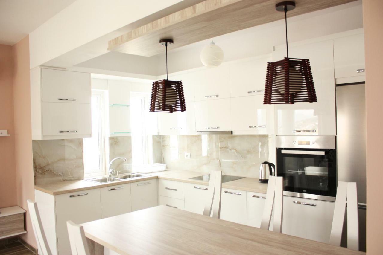 Alexandra'S Apartments Sarande Ngoại thất bức ảnh