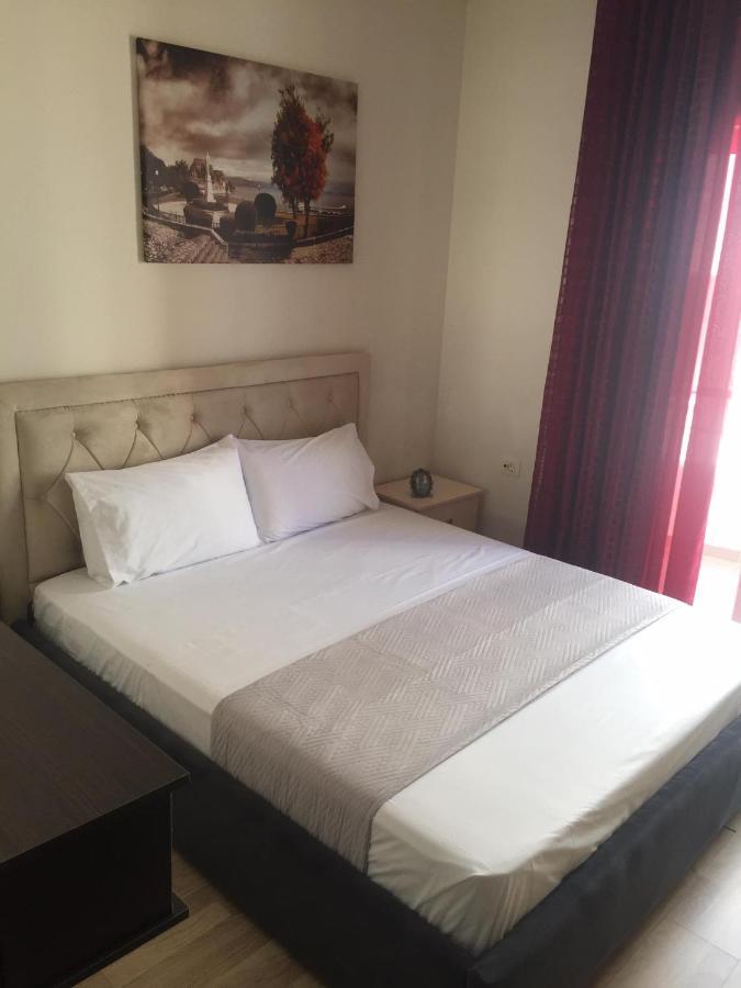 Alexandra'S Apartments Sarande Ngoại thất bức ảnh