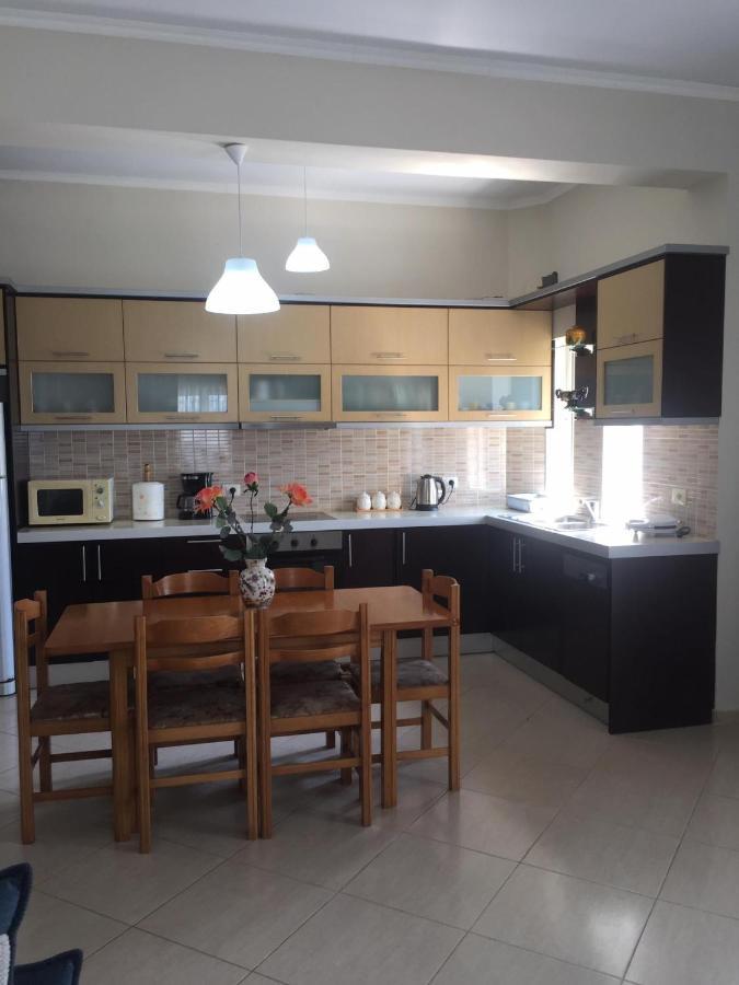 Alexandra'S Apartments Sarande Ngoại thất bức ảnh
